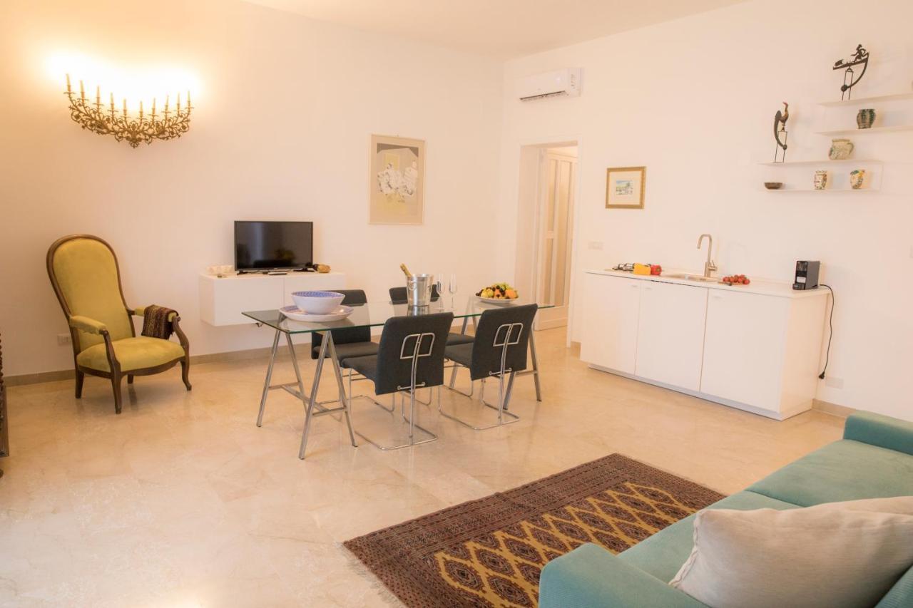 Residenza Lago Syrakus Exterior foto